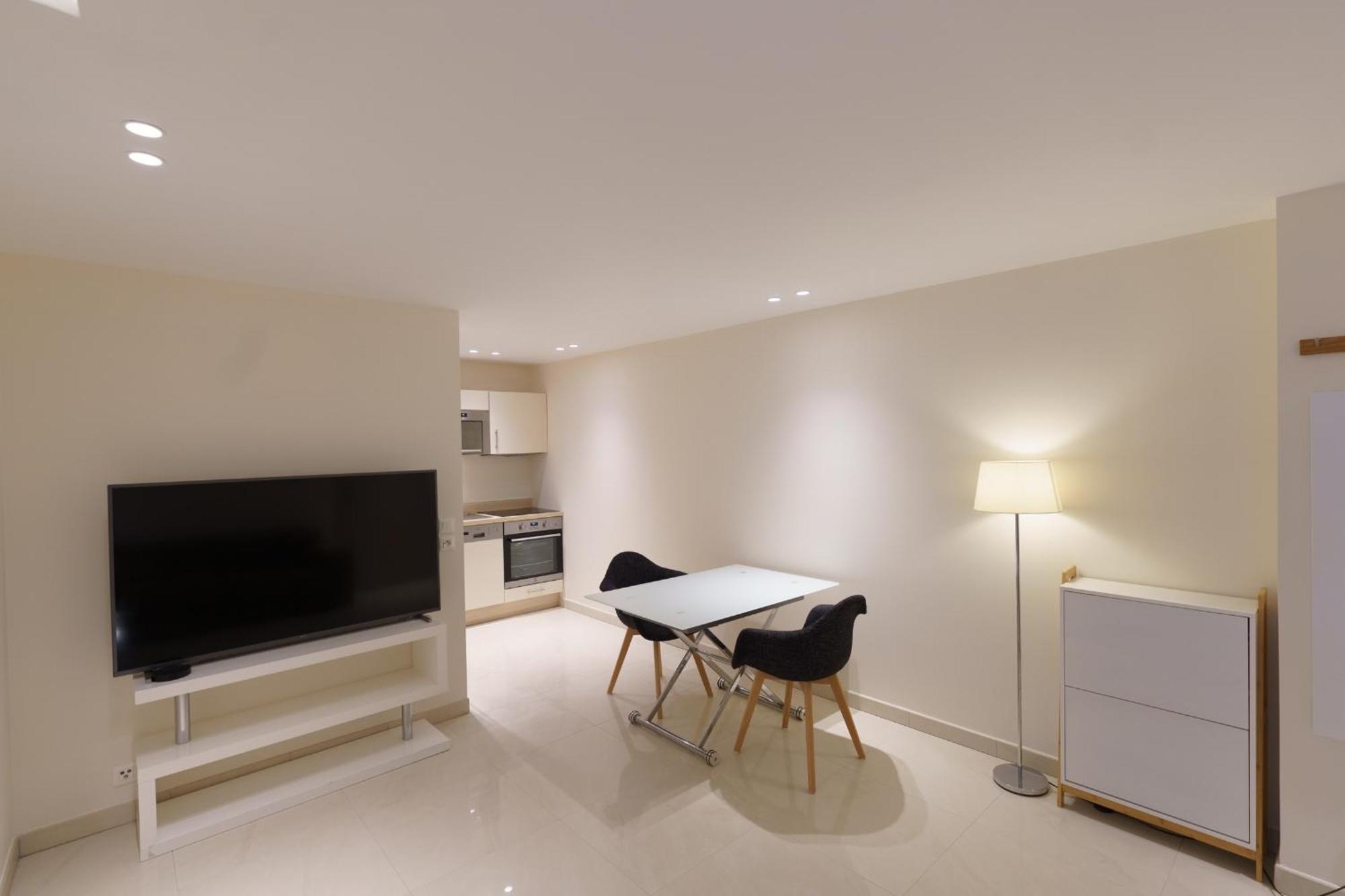 Cannes: Superbe Appartement De Type T2 Pour 4 Pers Luaran gambar