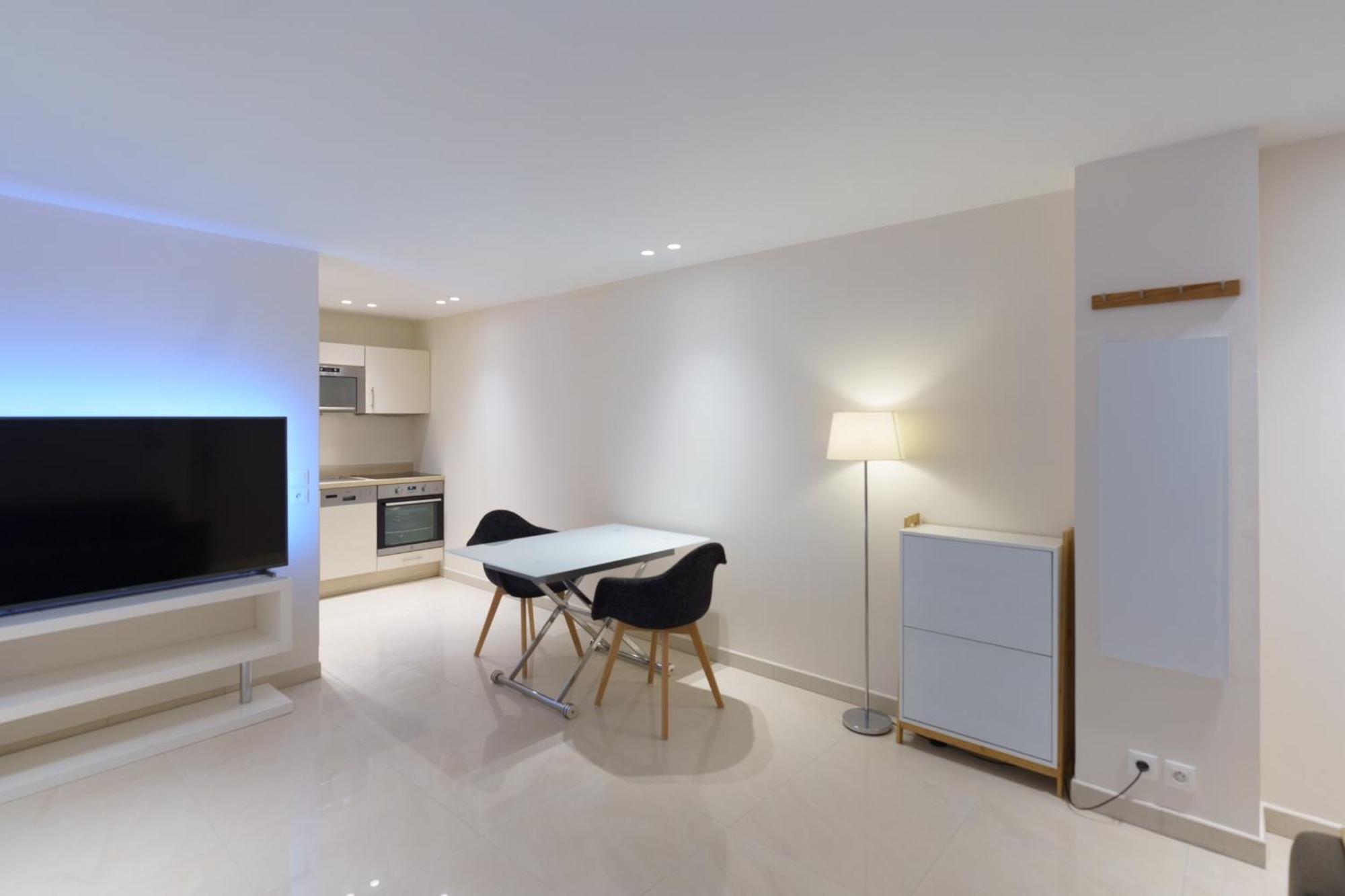 Cannes: Superbe Appartement De Type T2 Pour 4 Pers Luaran gambar