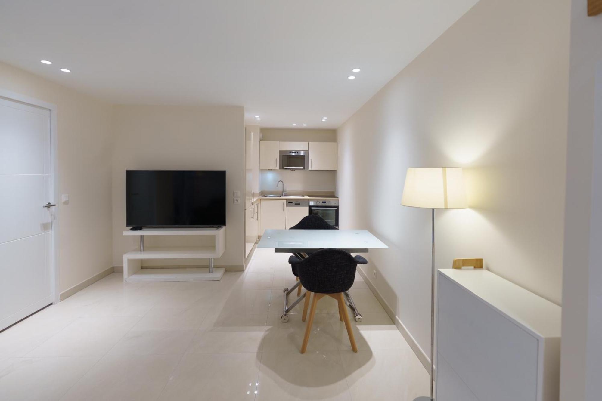 Cannes: Superbe Appartement De Type T2 Pour 4 Pers Luaran gambar